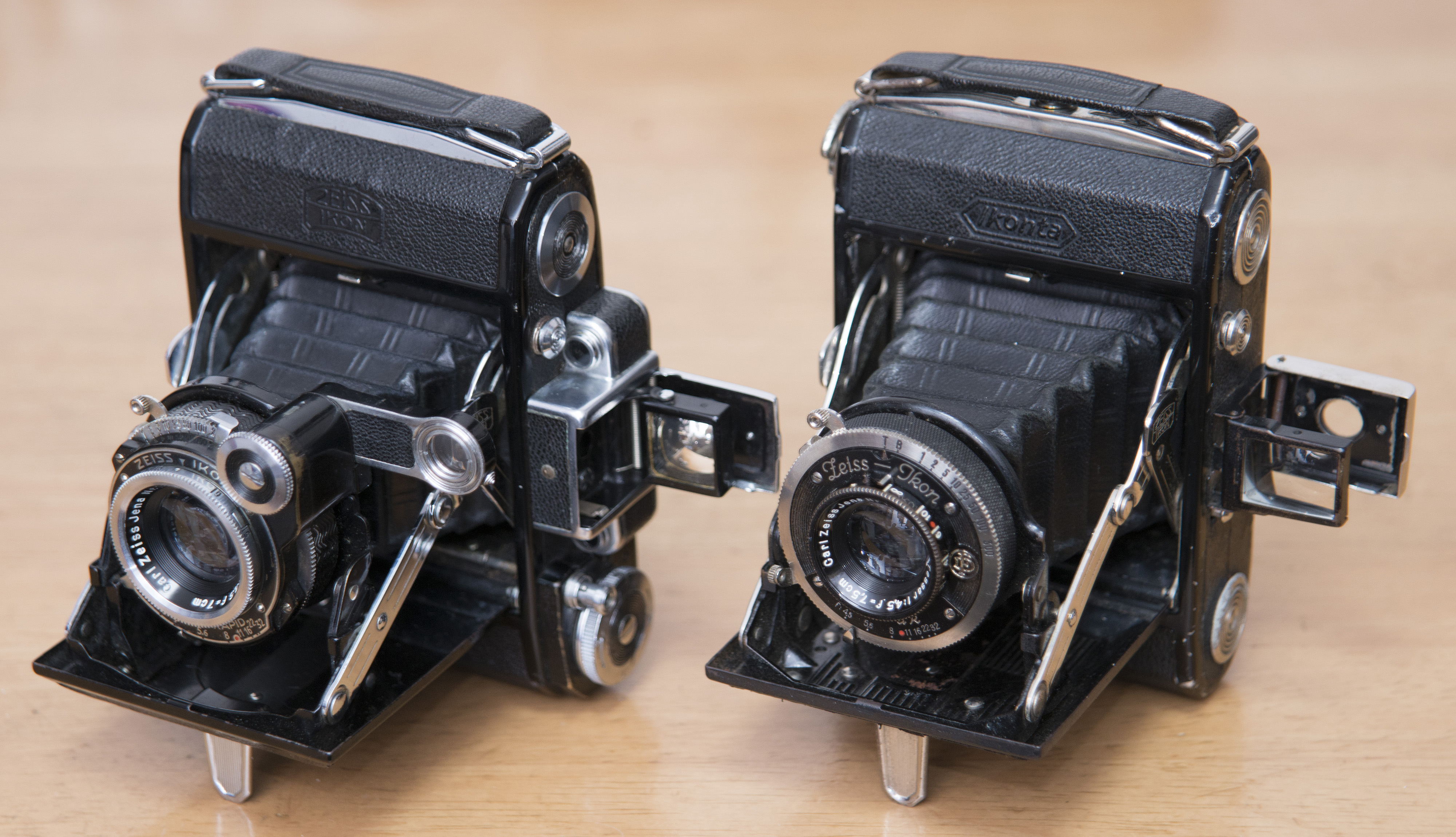 セールの引き下げ 【超美品】カールツァイス　ikonta 中判カメラ 531/16 フィルムカメラ