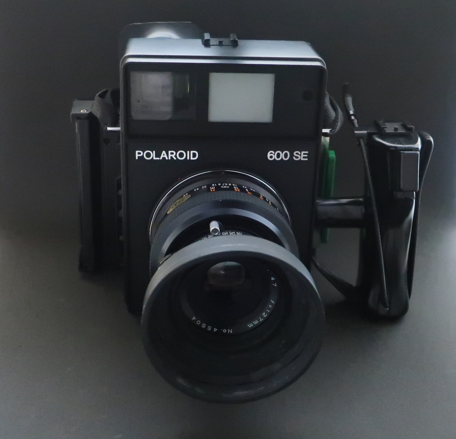 【適格請求書発行】POLAROID ポラロイド 600SE 中判カメラ 150mm F5.6 127mm F4.7付【アルプスカメラ】240608b